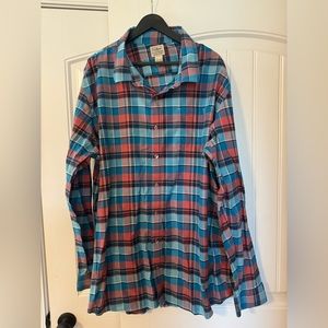 L.L Bean Men’s slightly fitted flannel button down
